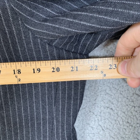 J Crew Men's Gray Pinstripe Wool Legacy 3 Button Blazer Jacket Sportcoat 42L EUC - Picture 4 of 9